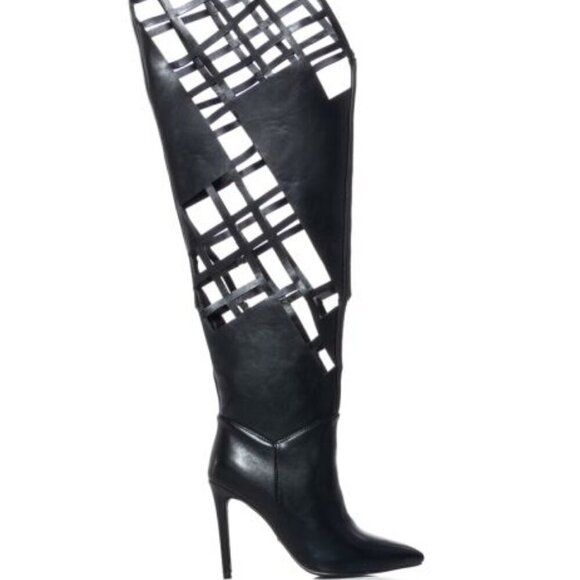 AZALEA WANG " CARVED DREAMS "  BLACK CUT OUT BOOT ( BRAND NEW !!!!!!!!!!!!!!!!! - Picture 5 of 6